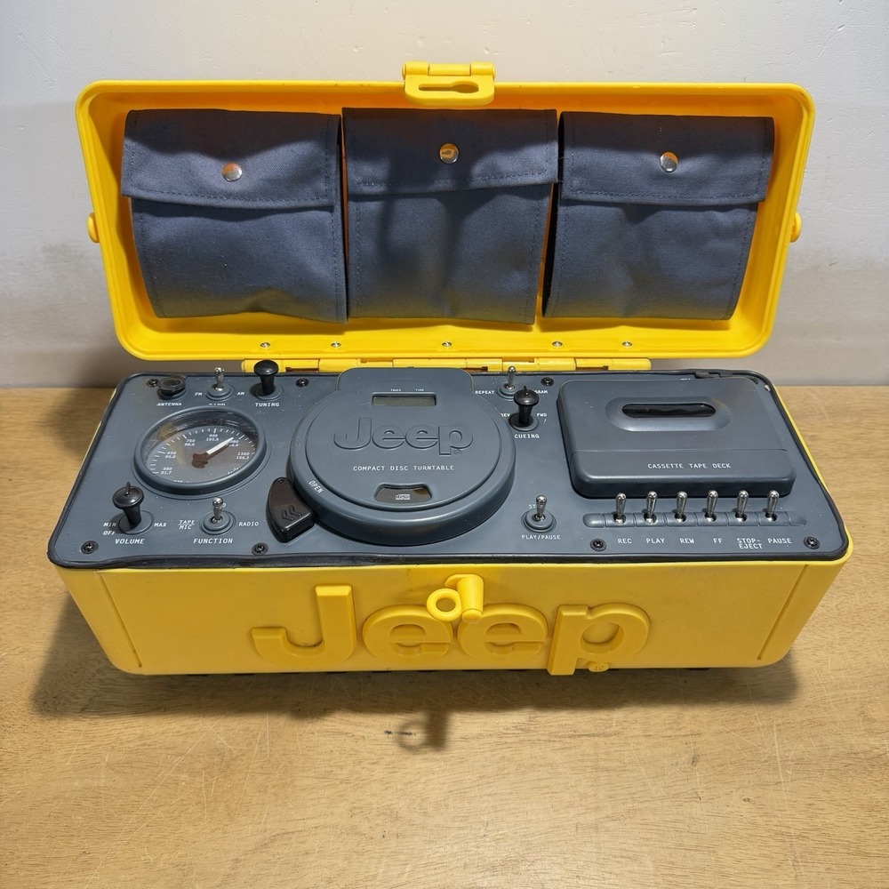 Jeep Portable Stereo CD AM/FM Radio Cassette Player Boombox WPSS-1A TeleMania